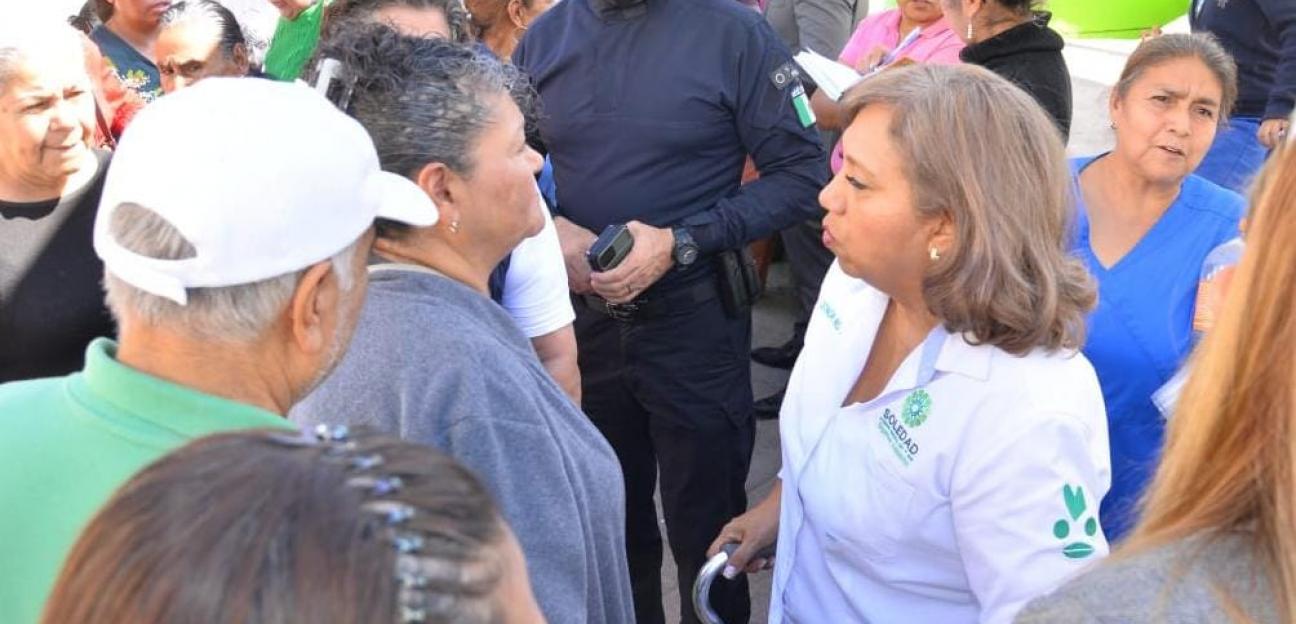 Alcaldesa Leonor Noyola entrega resultados de Semana Verde en colonia Azaleas