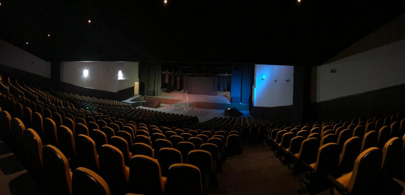 Ayuntamiento de Soledad engrandece su oferta cultural en su majestuoso teatro Doroteo Arango