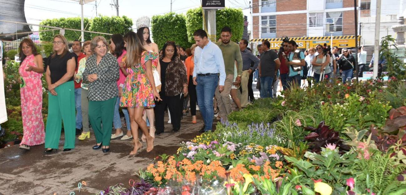 Expositores en el Festival de las Flores en Soledad destacan exitosa afluencia en primer día 