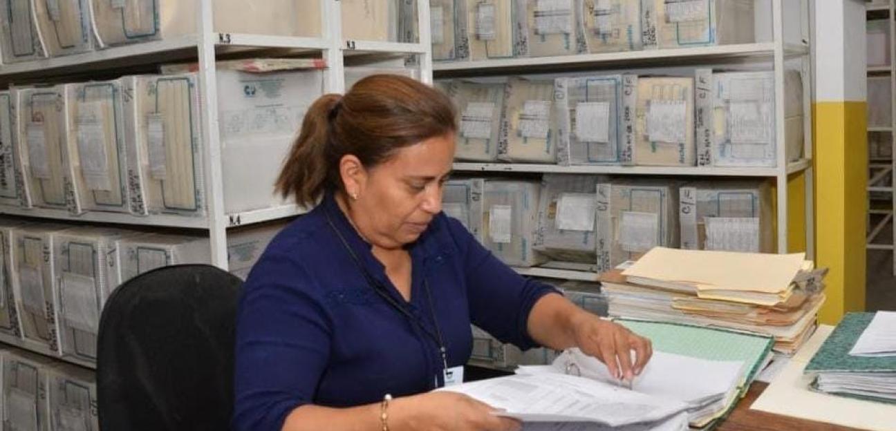 Archivo Municipal de Soledad facilita acceso a documentos a estudiantes universitarios 