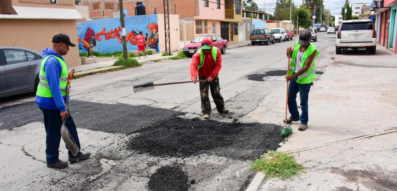 Fortalece Ayuntamiento de Soledad programa permanente de bacheo