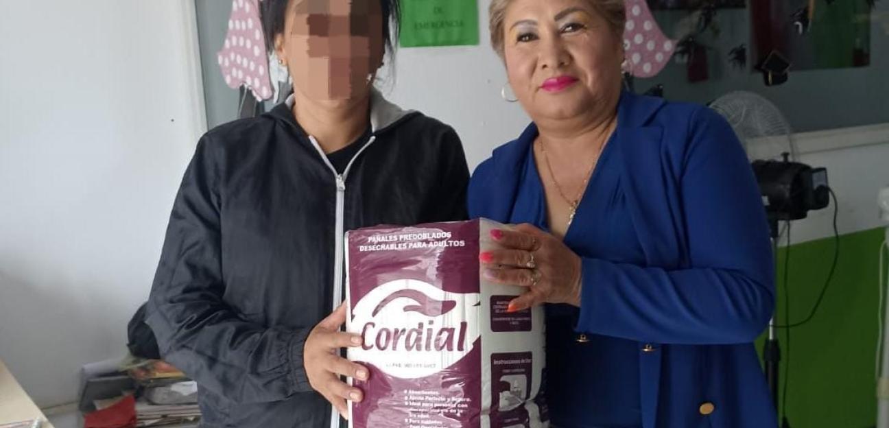 Soledad realiza entrega gratuita de artículos y servicios esenciales a adultos mayores