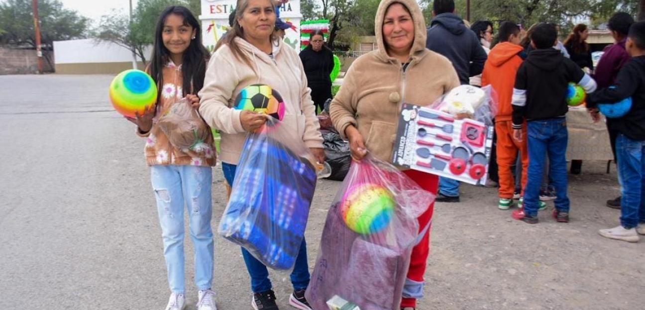 Ayuntamiento de Soledad lleva alegría y apoyos a familias de comunidades rurales